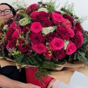 The Ultimate Rose Luxe Bouquet