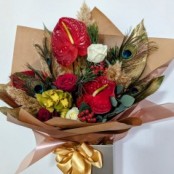 Luxury Christmas Kisses